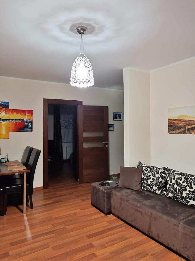 Park Apartment *